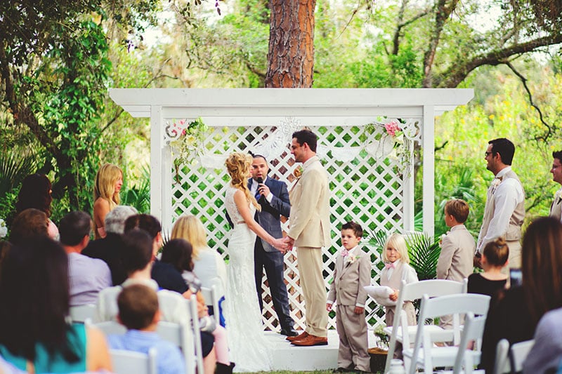 naples-backyard-wedding-photos-053.jpg