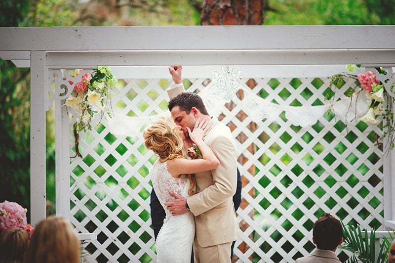 naples-backyard-wedding-photos-061.jpg