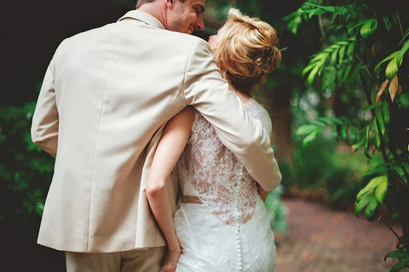 naples-backyard-wedding-photos-063.jpg