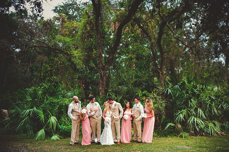 naples-backyard-wedding-photos-065.jpg