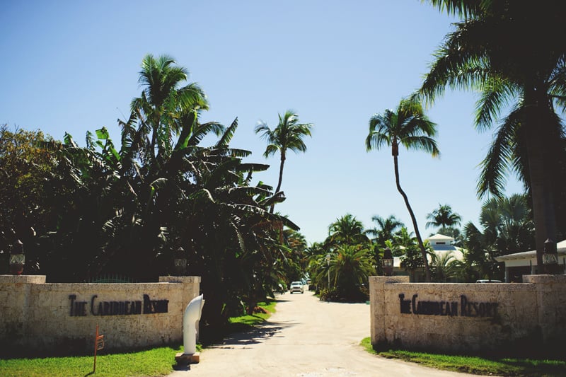 intimate-caribbean-resort-wedding-photographer-003.jpg