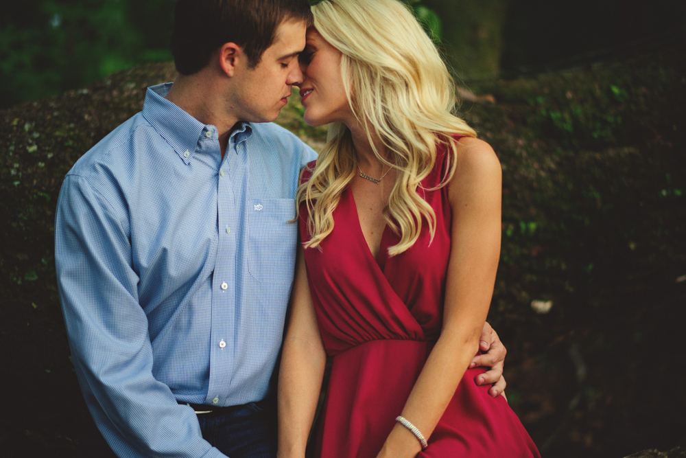 intimate-san-antonio-engagement-0038.jpg