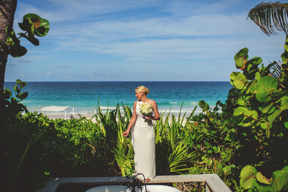 ocean view club wedding : bride