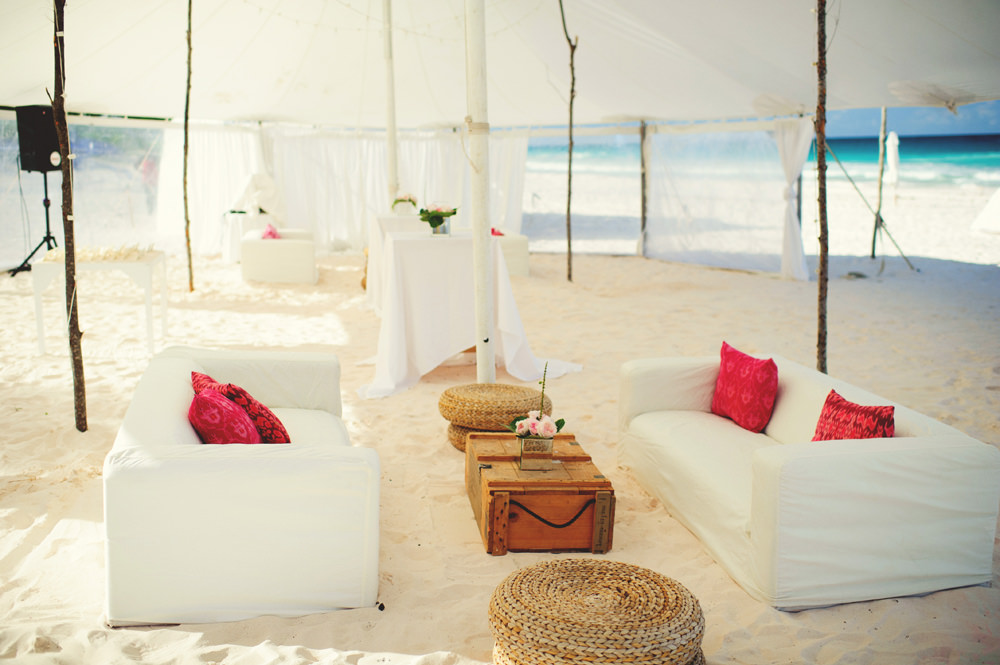 ocean view club wedding : tent with seating