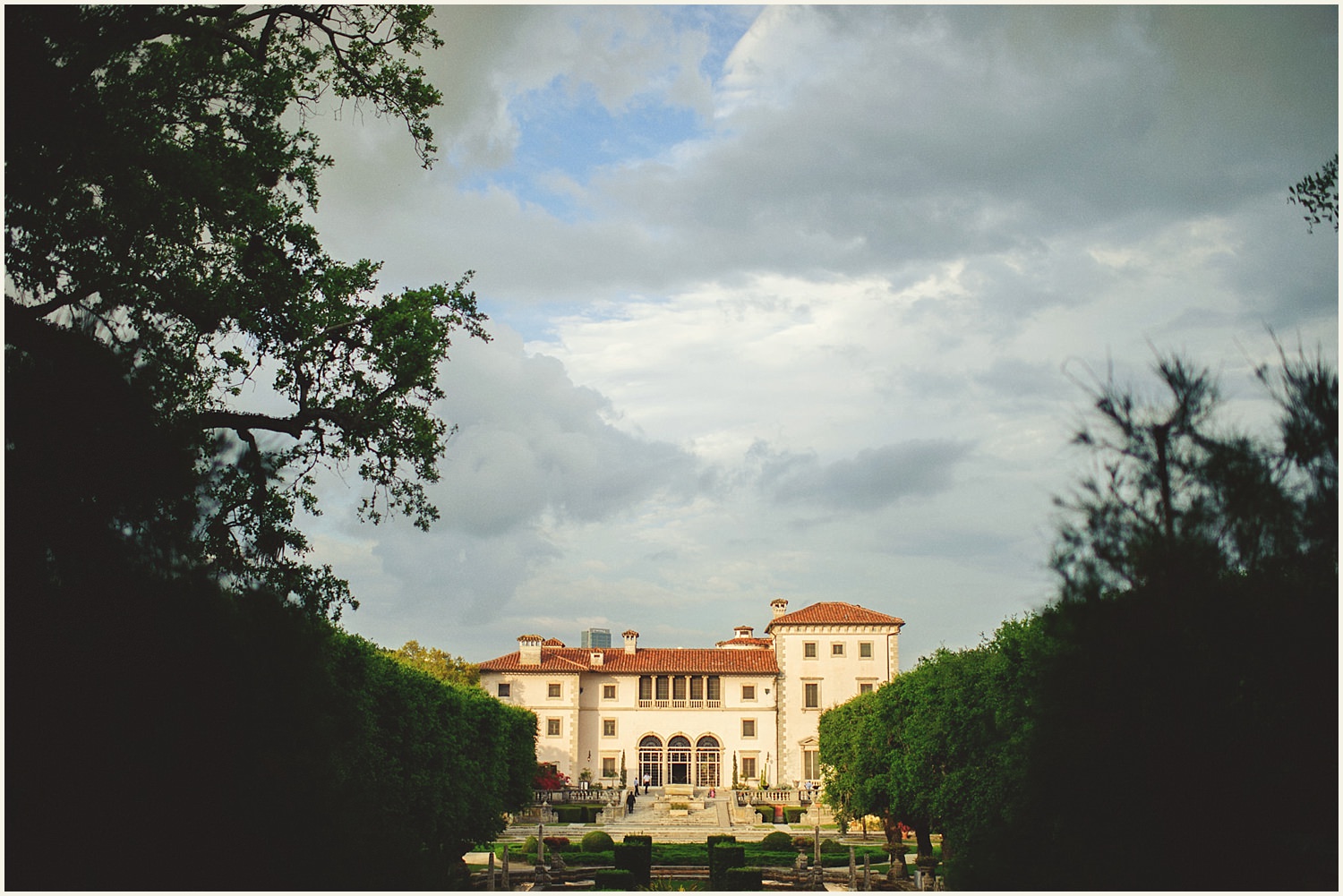 vizcaya-museum-romantic-wedding-_0046.jpg