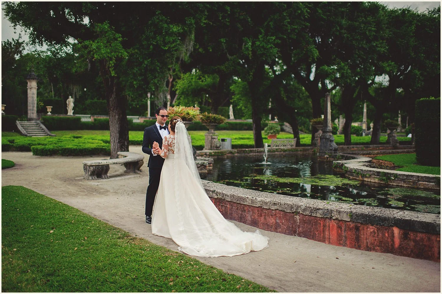 vizcaya-museum-romantic-wedding-_0051.jpg