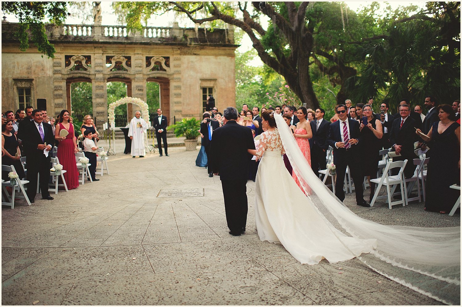 vizcaya-museum-romantic-wedding-_0081.jpg