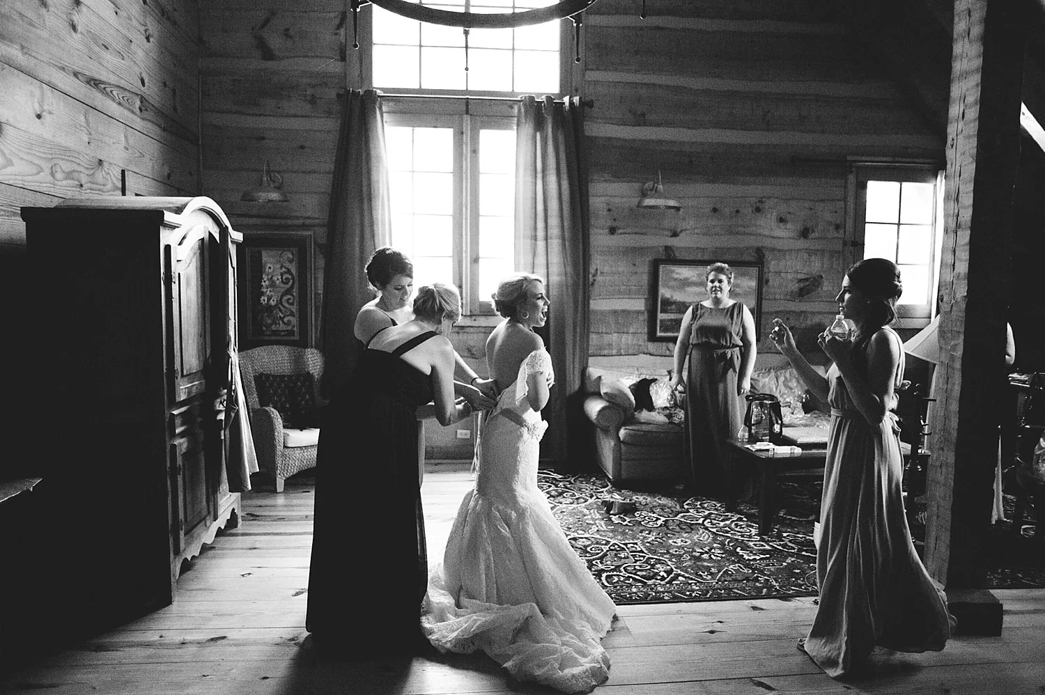 swann-lake-stables-wedding-021.jpg