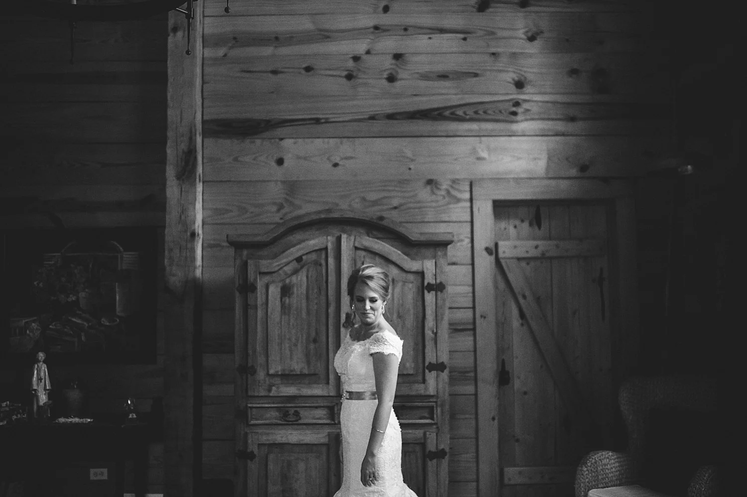 swann-lake-stables-wedding-026.jpg