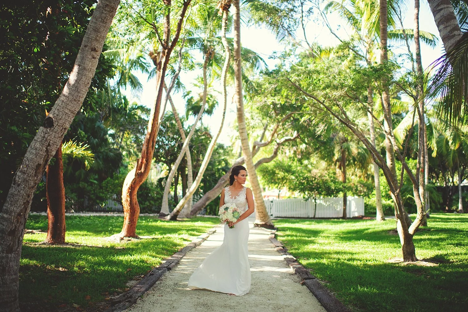 pierre's restaurant wedding: bridal pictures at the moorings