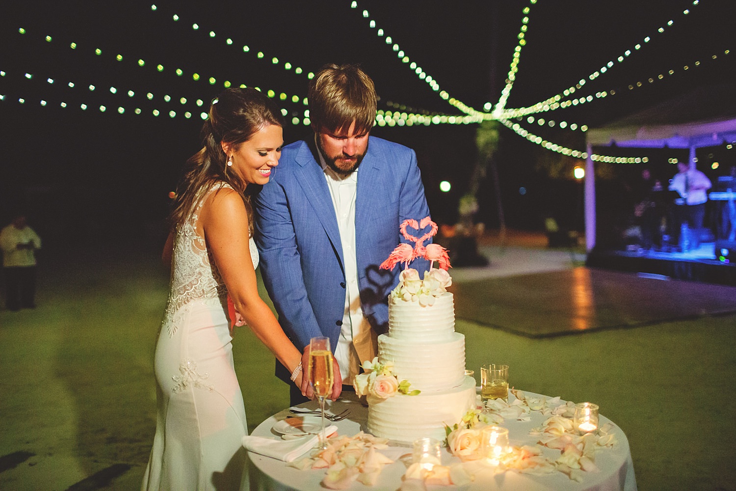 pierre's restaurant wedding: bride and groom cutting cake