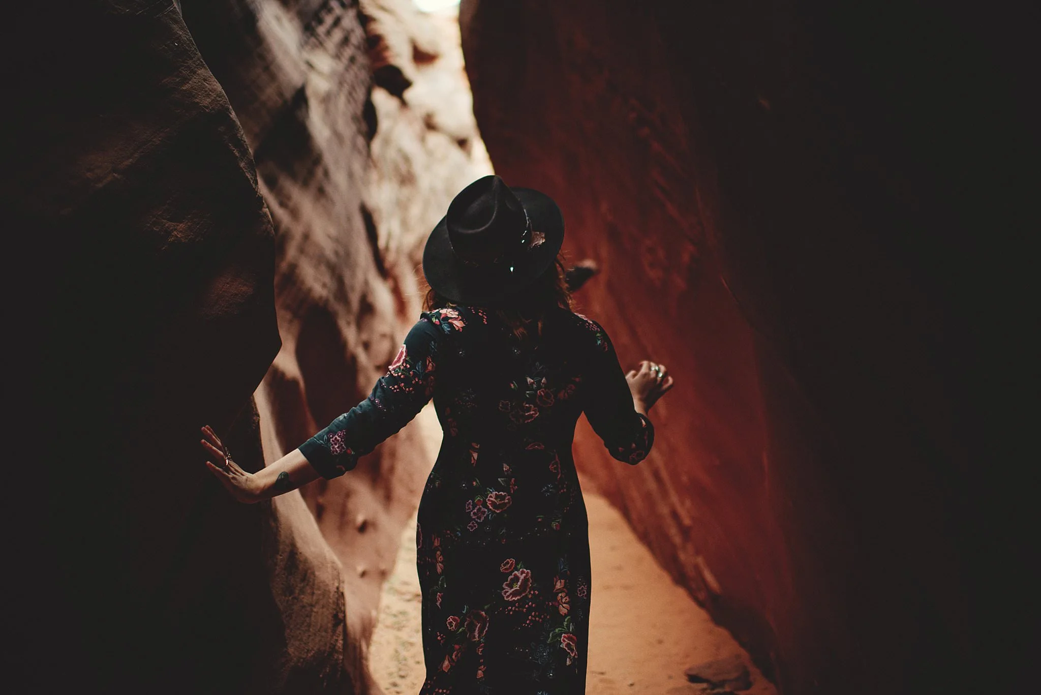 horseshoe-canyon-engagment-photos0014.jpg