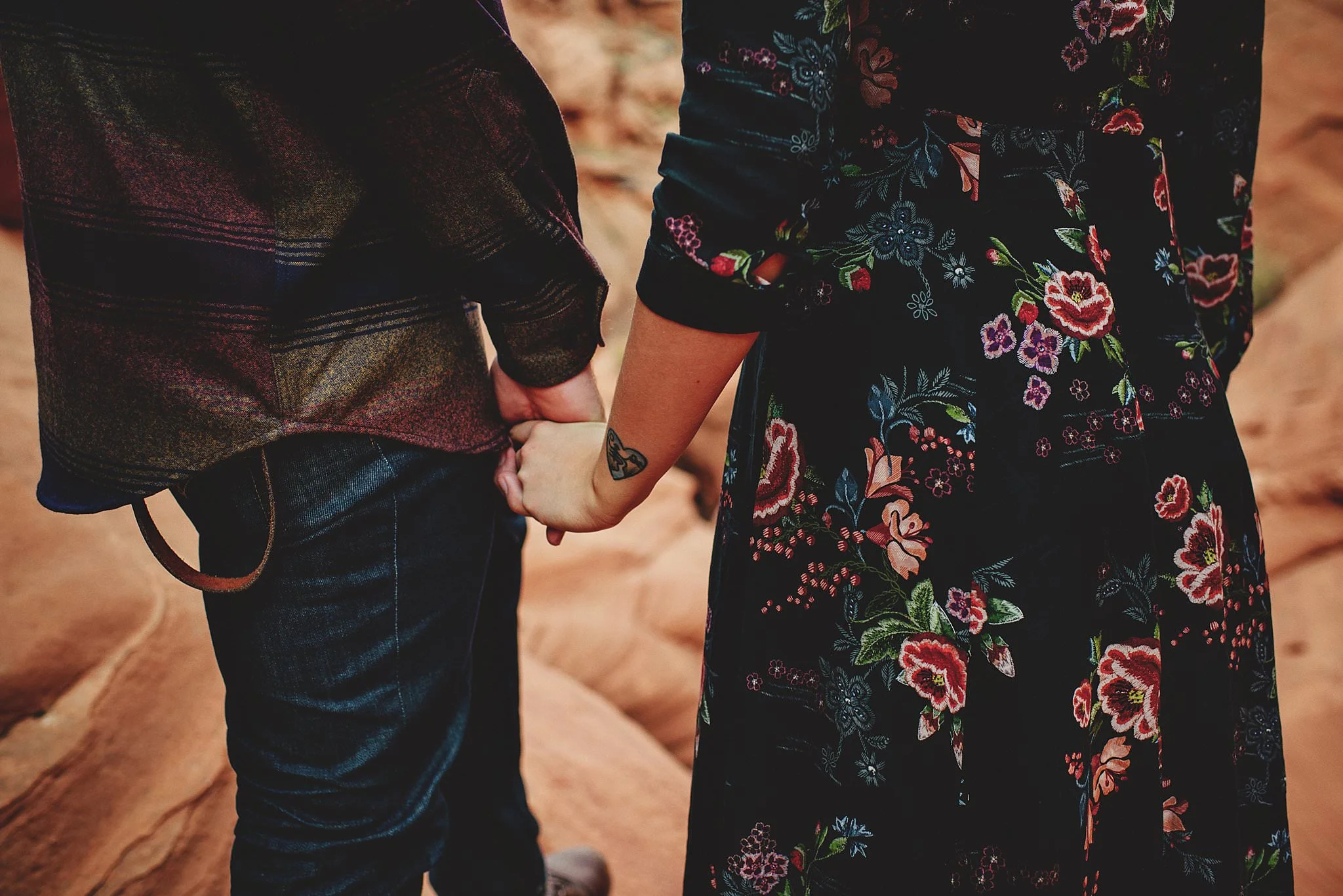 horseshoe-canyon-engagment-photos0031.jpg