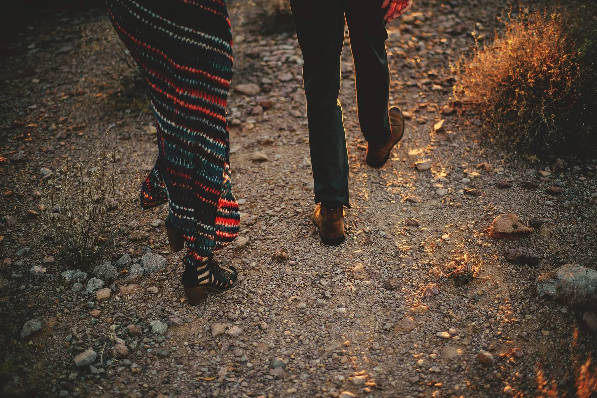 superstition-mountains-desert-engagement-photos-0028.jpg