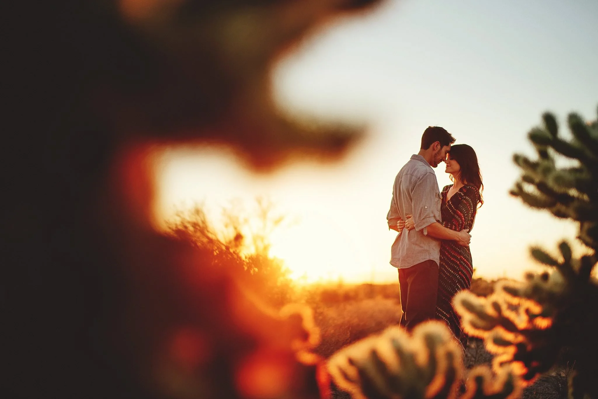 superstition-mountains-desert-engagement-photos-0030.jpg