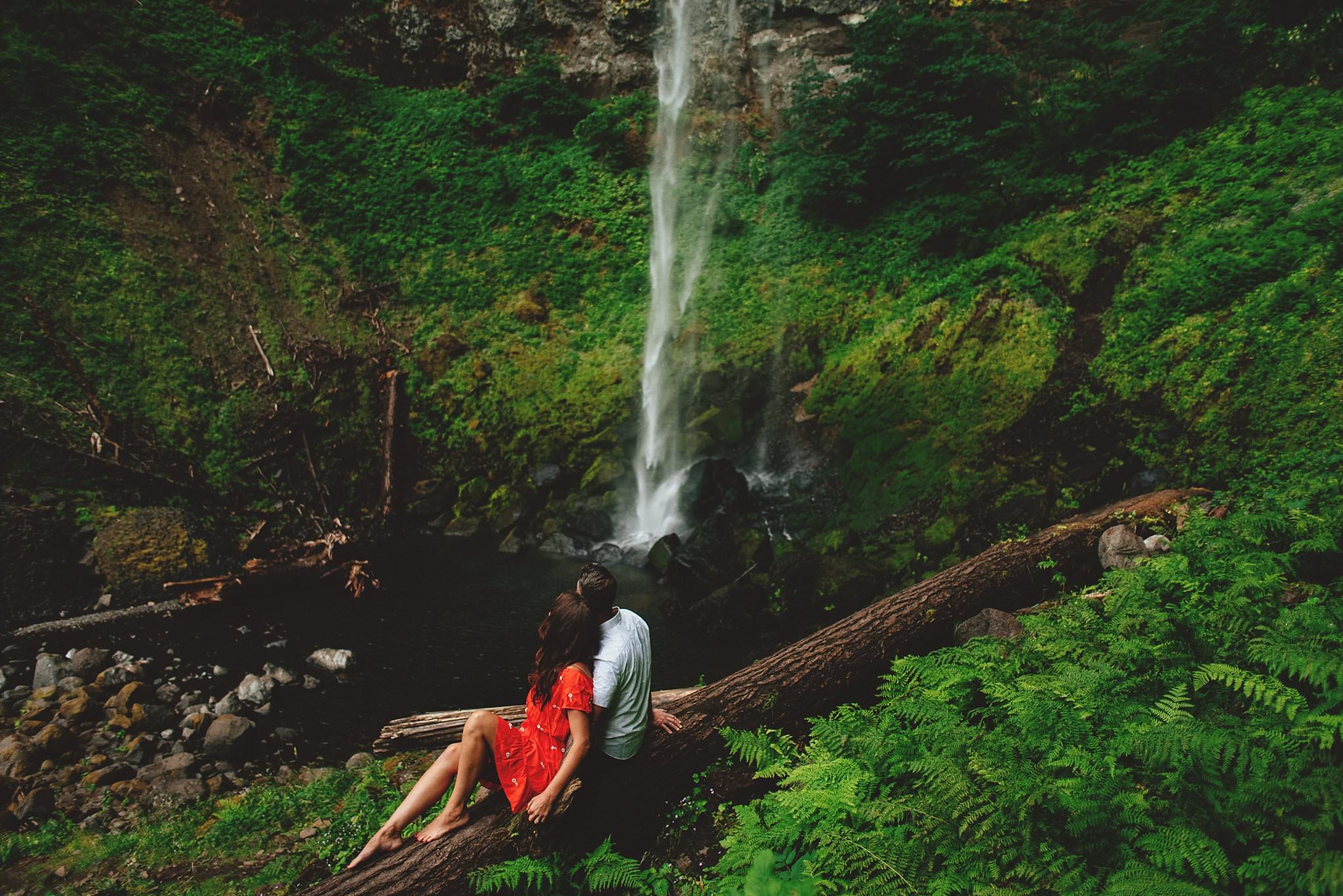 elowah-falls-columbia-river-gorge-engagement-photos-0019.JPG