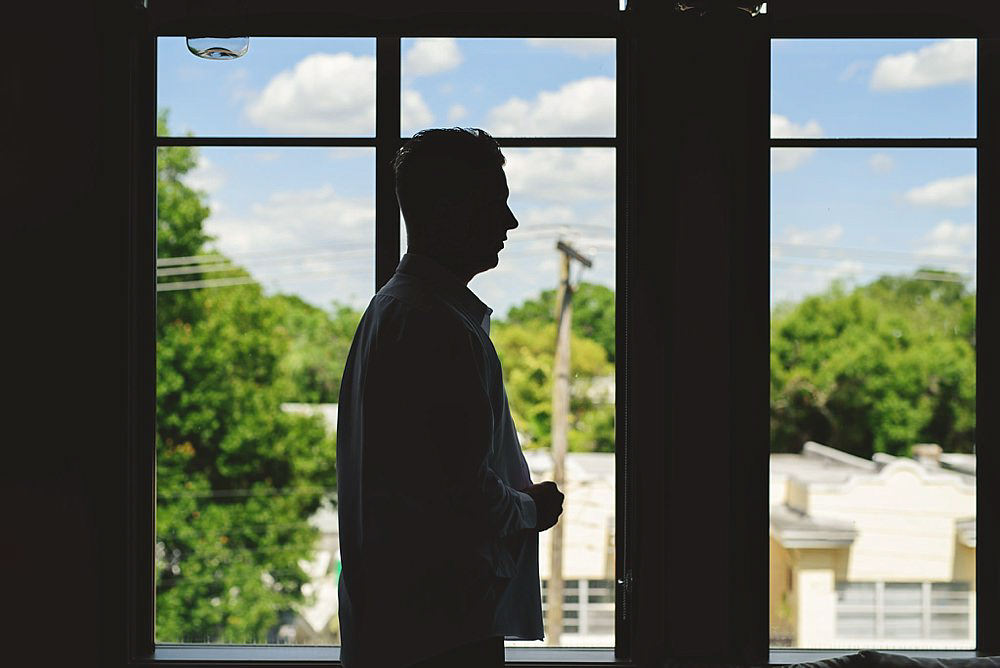 oxford exchange wedding : shilouette of groom