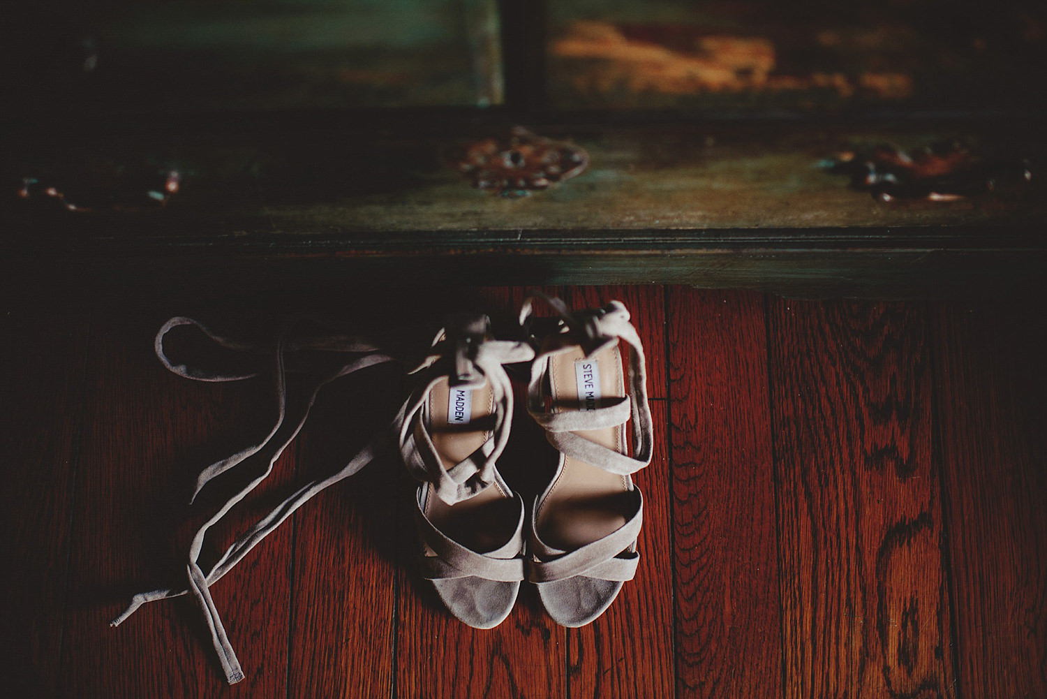 casa feliz wedding photos: steve madden wedding tie shoes