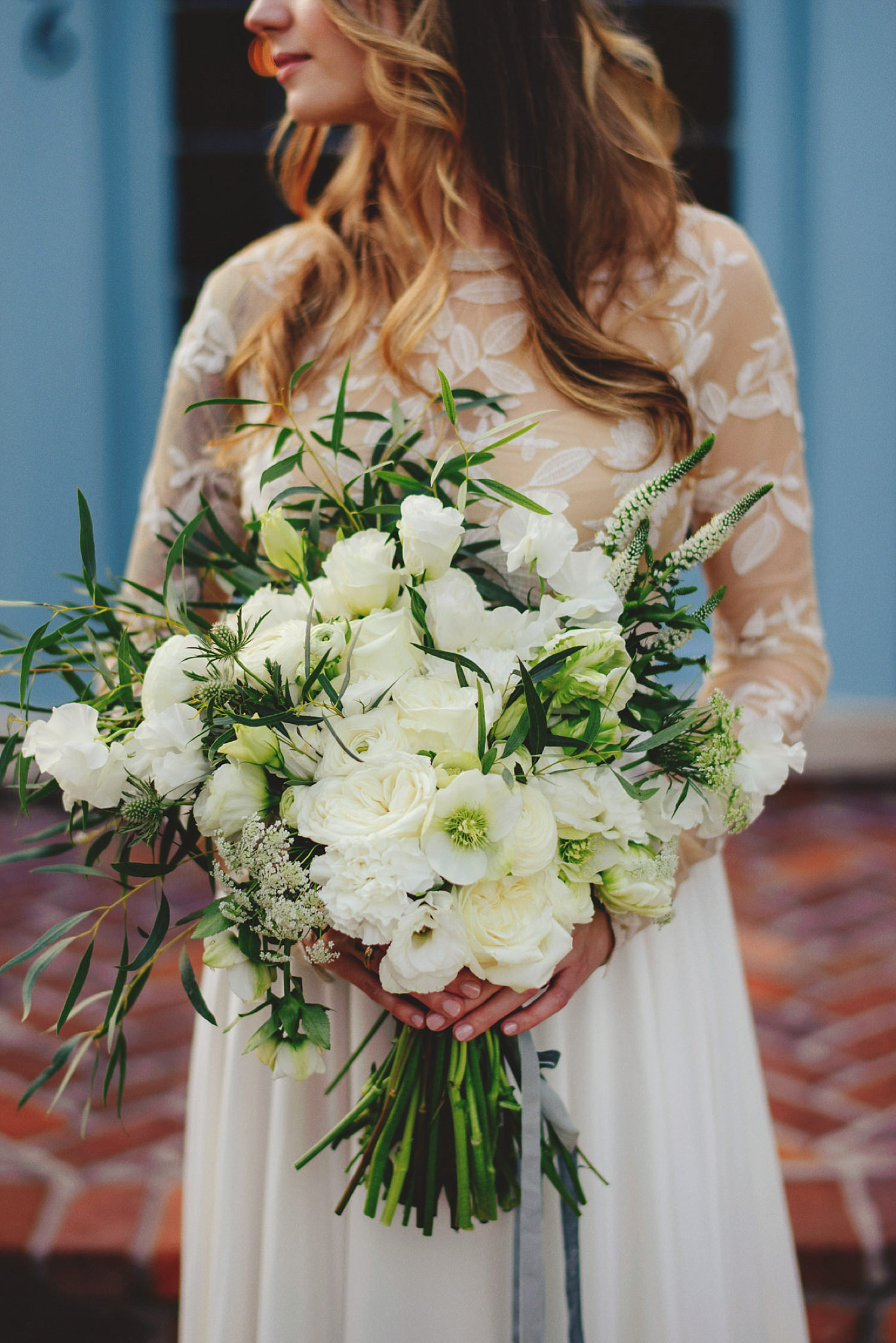 casa feliz wedding photos: bride's bouquet