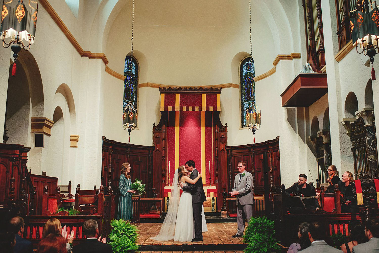 knowles memorial chapel wedding: first kiss