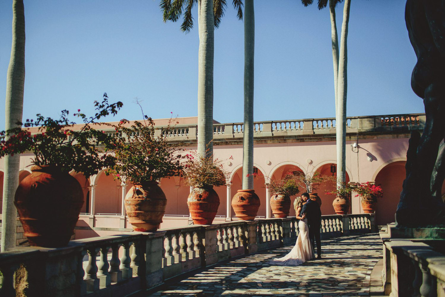 editorial ringling wedding: in the courtyard