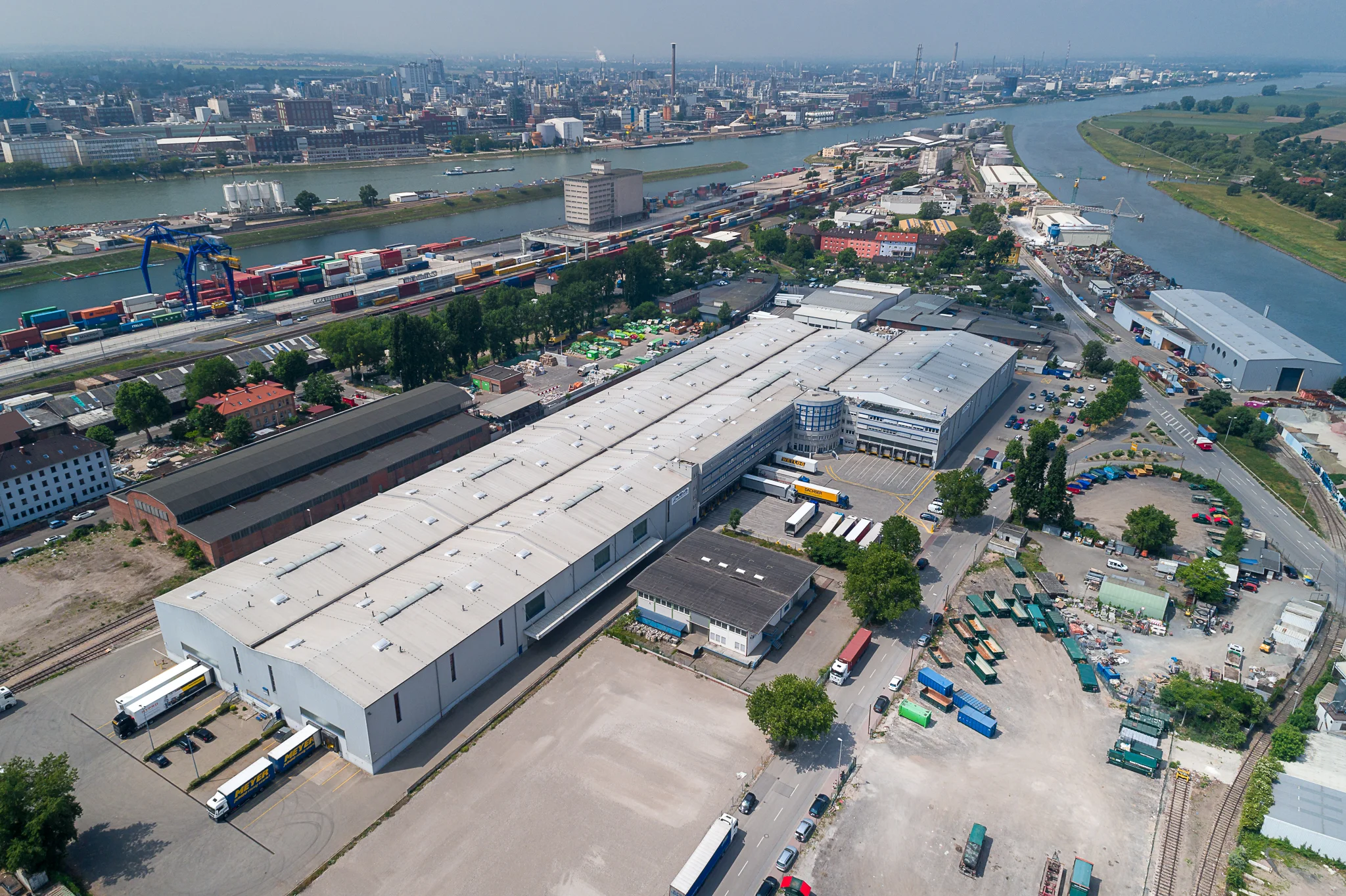 RhenusDJI_0990web.jpg