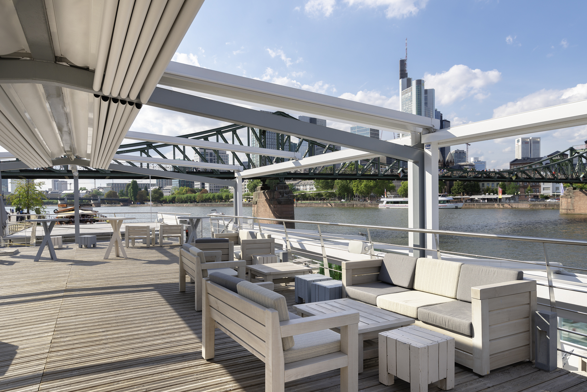 Restaurantschiff Frankfurt, Freigut Frankfurt