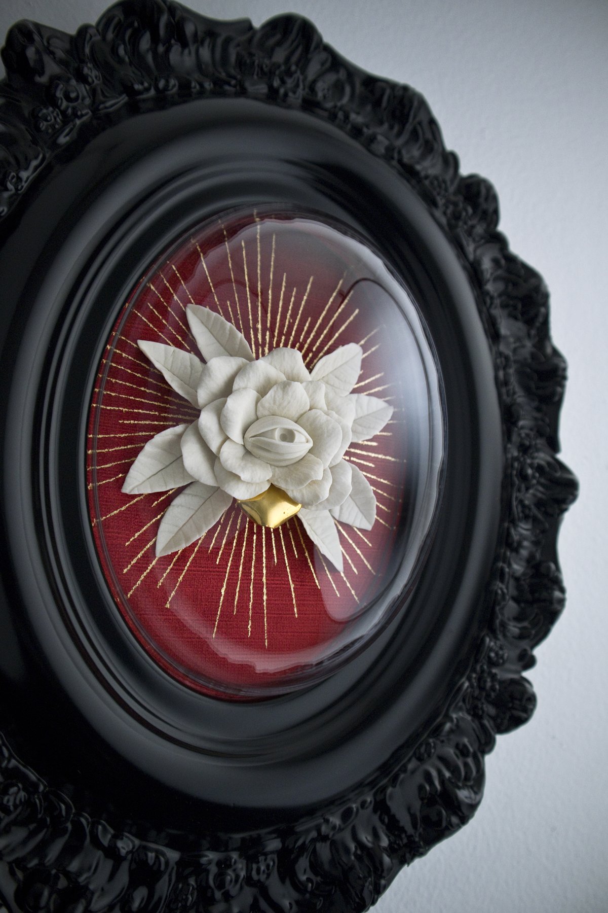 blooming eye side2.jpg