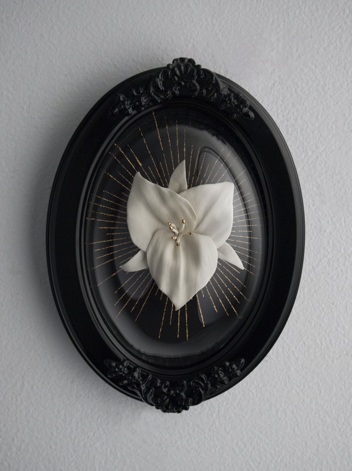 Trillium Spring Ephemeral, Gothic Black. (5"x7" int.)