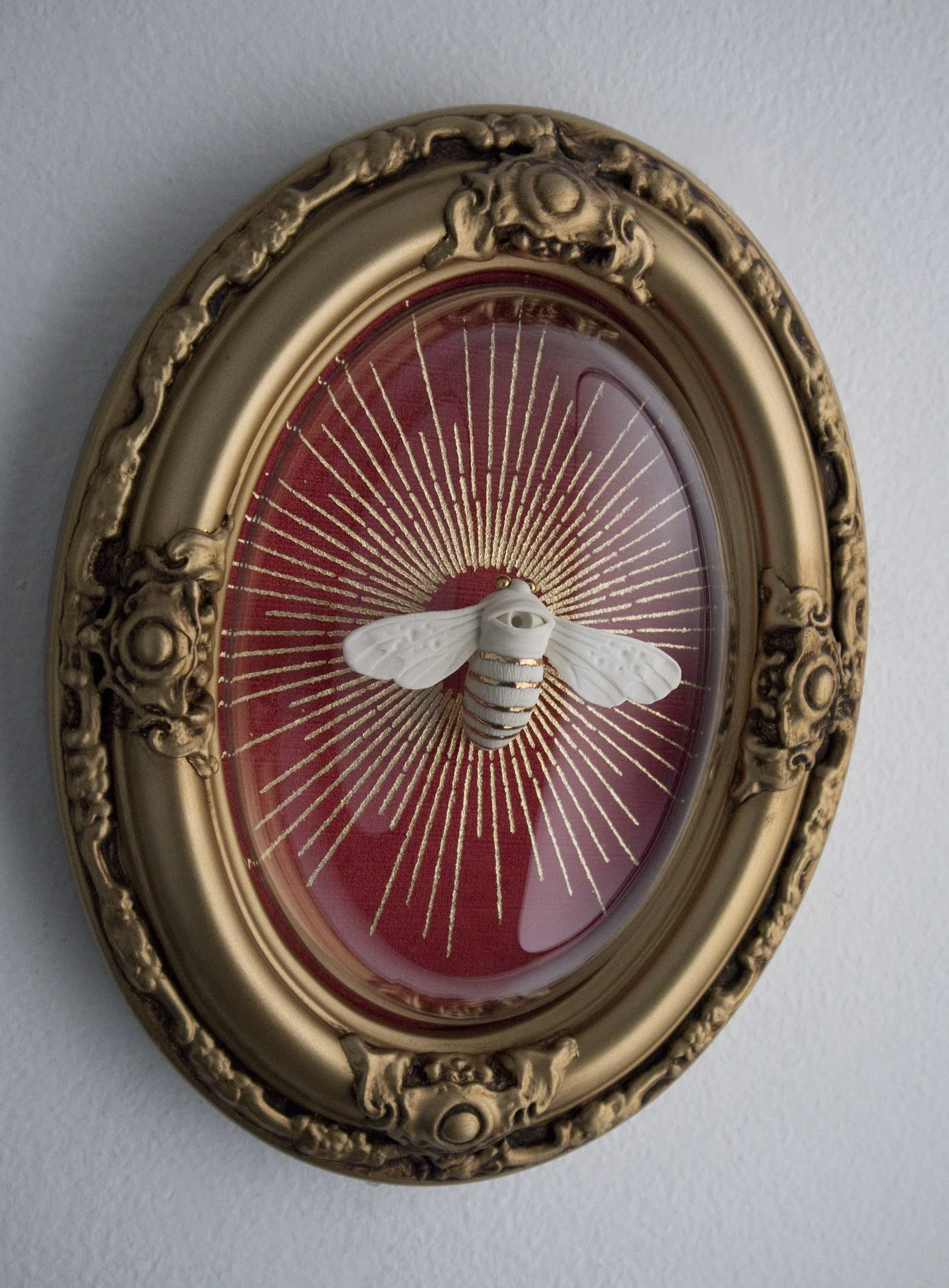 bee red gold side main.jpg