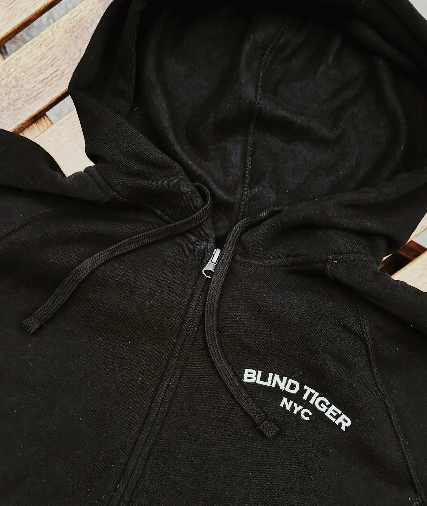 The hoodies are back! At the bar and on the intergooglemyspaceweb store. 

JUST TAPPED

@eqbrewery x @trippinganimalsbrewing &ldquo;Space Castor&rdquo; - IMP IPA 
@drownedlandsbrewery &ldquo;Kingsfolk&rdquo; - Dopplerbock
@residentculture &ldquo;Brot