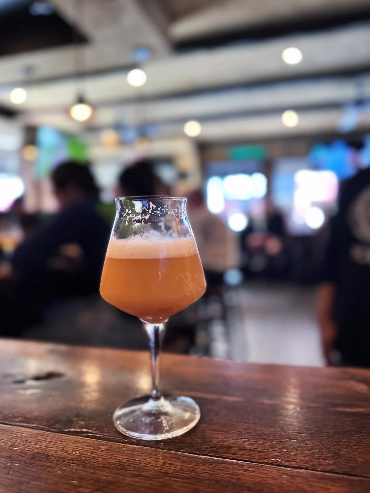 Come by and enjoy what&rsquo;s hopefully not the last beautiful Sunday of the year. Giants at 4:05, Mariners and blue Jays at 8:03, Buddy and Julian behind the bar.