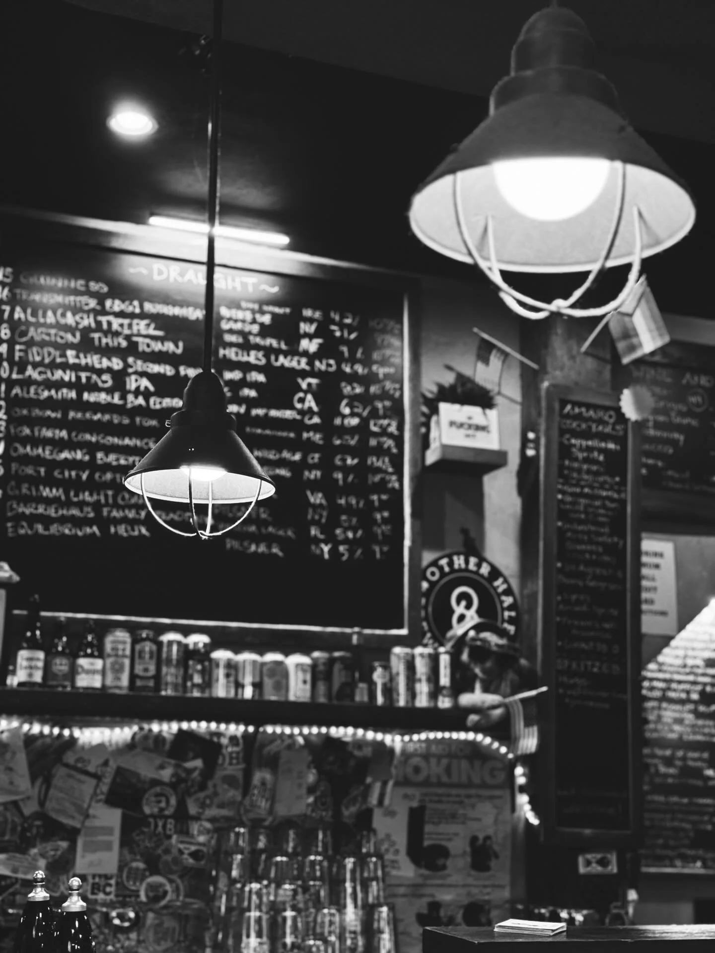 It&rsquo;s a cold one. Better hurry up and get over here and grab a seat for Steelers v. Texans. 

JUST TAPPED
@foxfarmbeer Consonance + Dissonance - Wild Ale
@bissellbrothers The Substance - IPA
@smuttynosebeer Old Brown Dog - Brown Ale