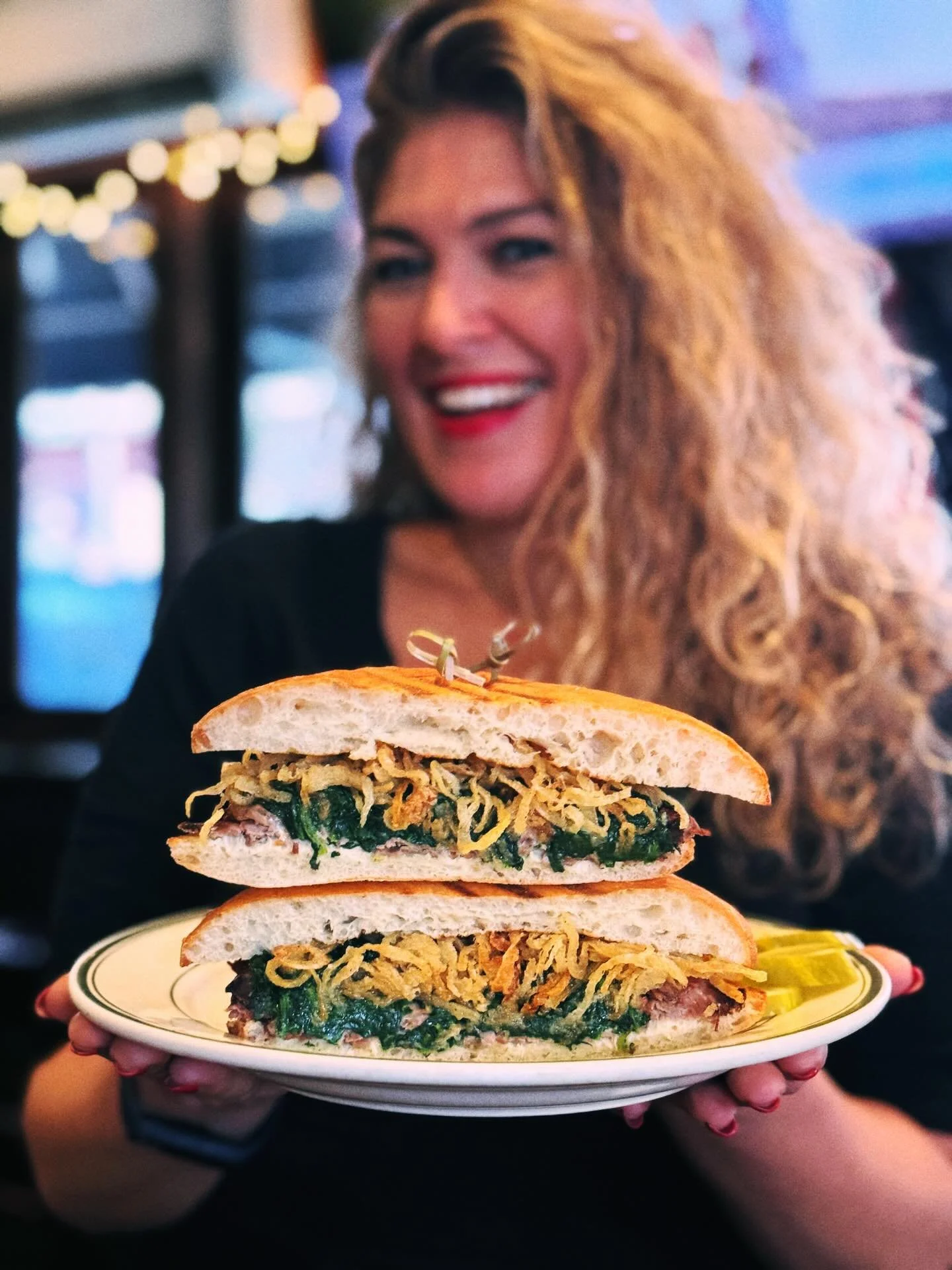 Throw back Thursday! Steakhouse Sandwich is back for a limited time. Just in case you were confused, the sandwich is what @teresadegaetano is holding. 

SANDWICH
Roast beef, crispy onion, spinach cream &amp; horseradish sauce

PASTA
Beef sausage, oni