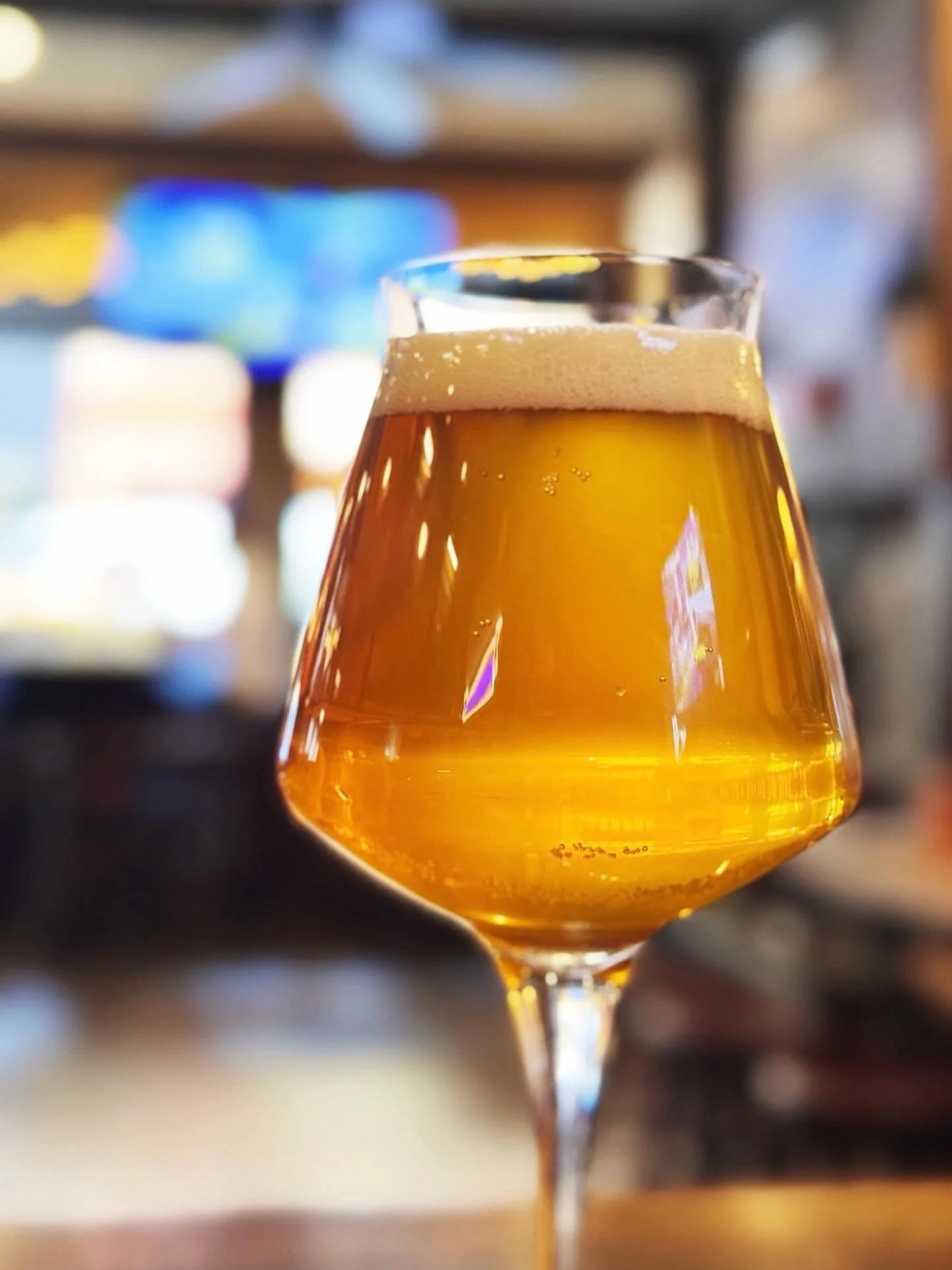 This is a photo of a delicious beer. You can get one here. No cap, or whatever that kid on Tik Tok said

JUST TAPPED
@otherhalfnyc Rocks and Docks - IPA
@portcitybrew Monkspell - Belgian Tripel
@eqbrewery Helping Hand - Lager