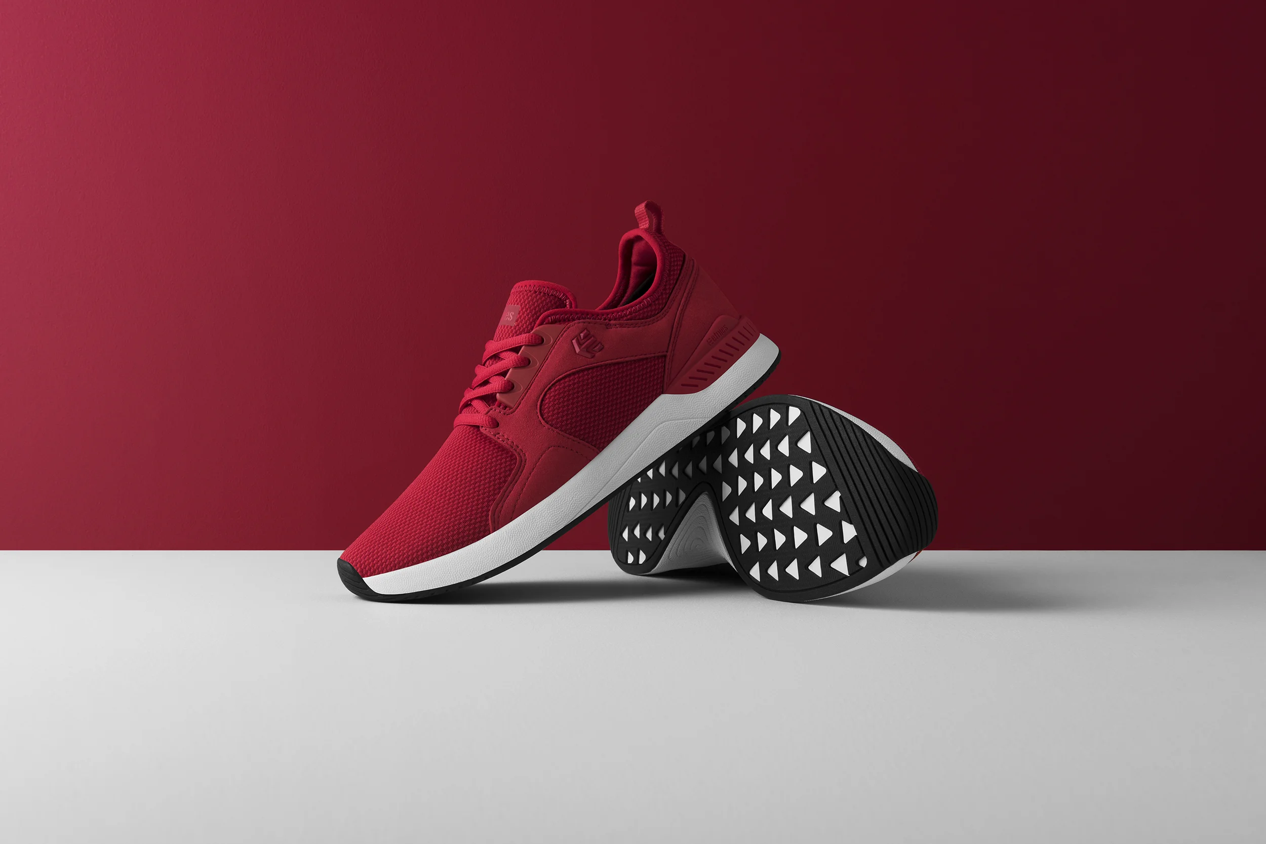 11142017_Etnies_HO17_Cypress16419.jpg