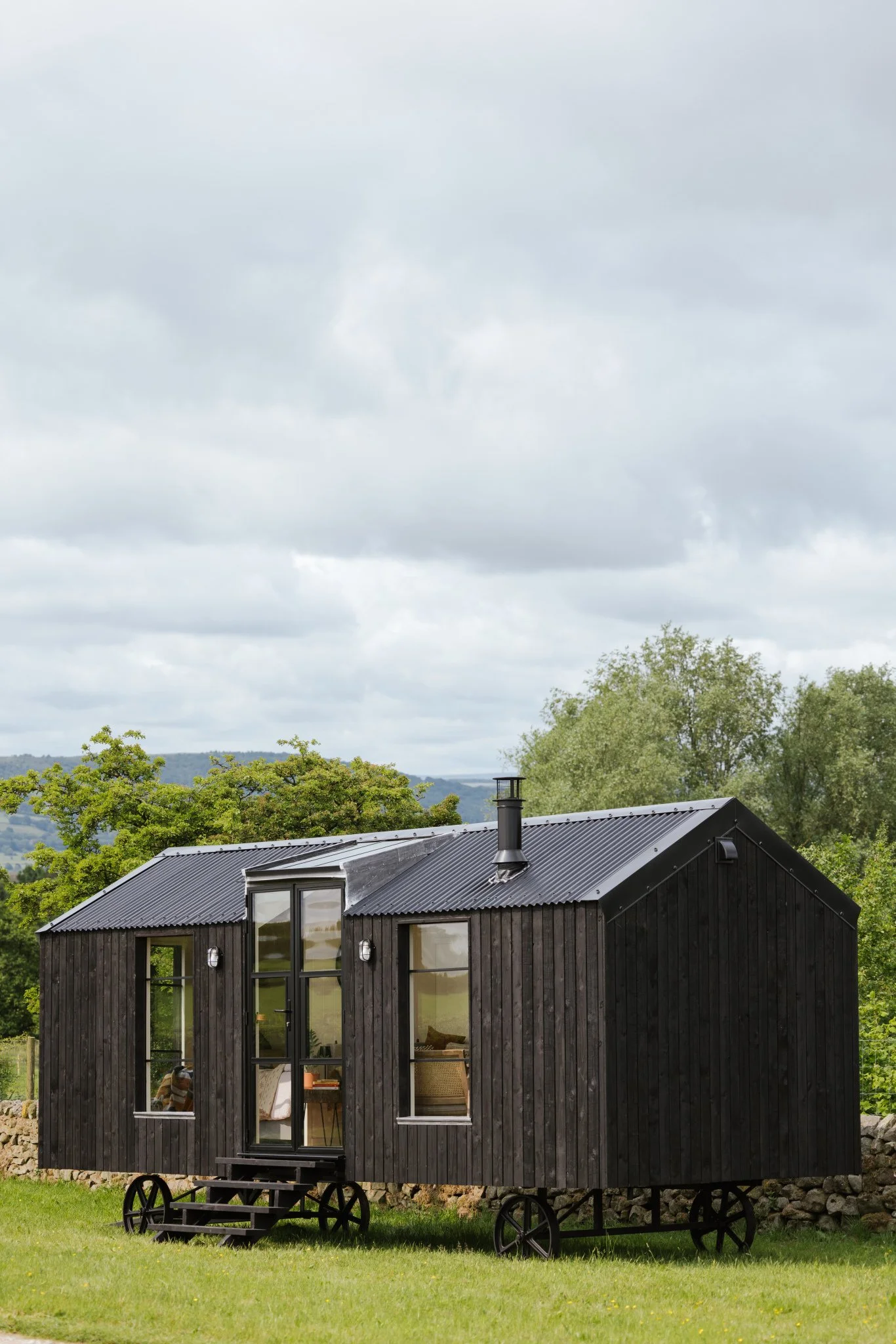 Olis-Huts-Bothy_Joanne-Crawford-13.jpg
