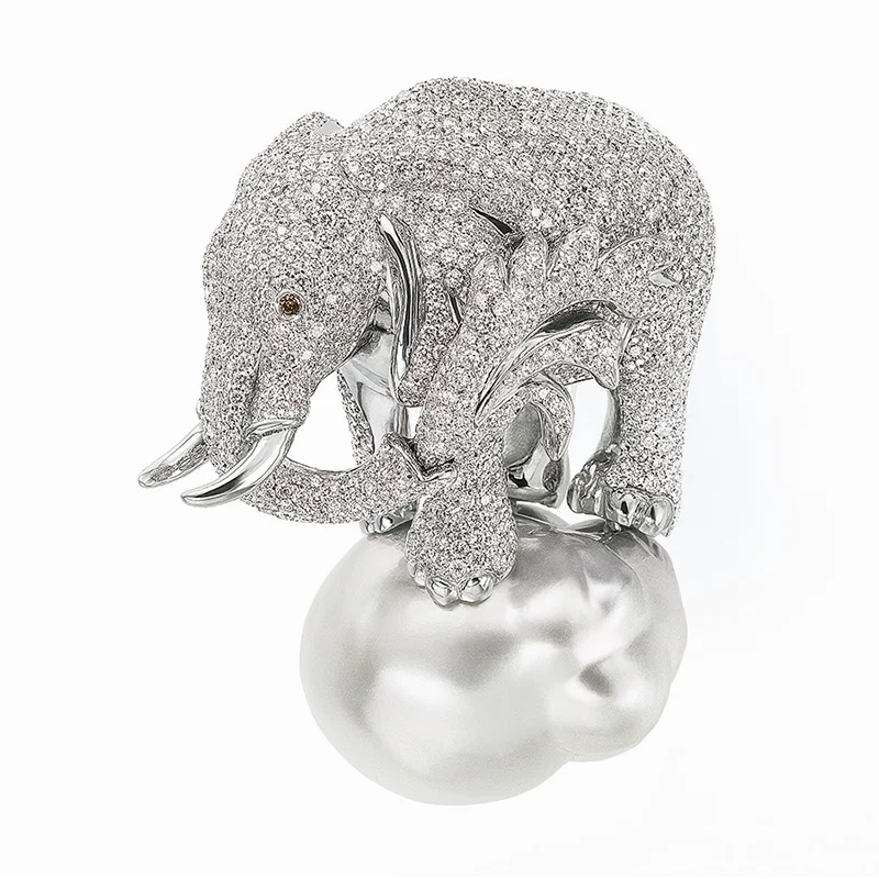 Y21498_ParkerElephant_B5_v1_thumb.jpg