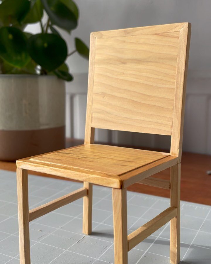 Cedar wood chair model I made last weekend. 

Absolutely love the grain pattern and smell of this wood! Looking forward to making some of these chairs in full size in the future. For the time being though I am enjoying the creative process of model m