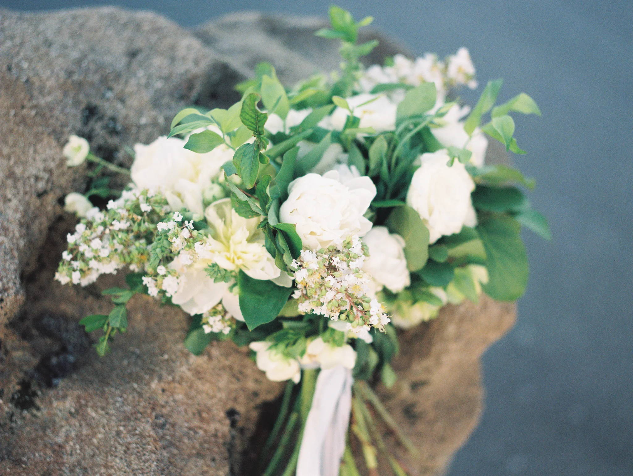 coral cove, jupiter beach FL, palm beach wedding photos, foliage and greenery bouquet