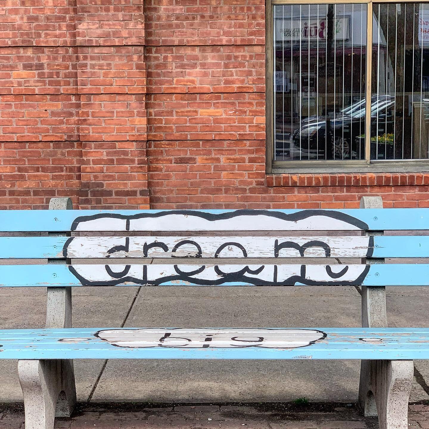 Had the chance to browse @manchesterctown with our good friends @ctmurals and @benkellerct on Friday and came across this bench.
.
.
.
Reminded me why we got into placemaking &amp; community development.
.
.
#friday #latergram #publicart #placemaking