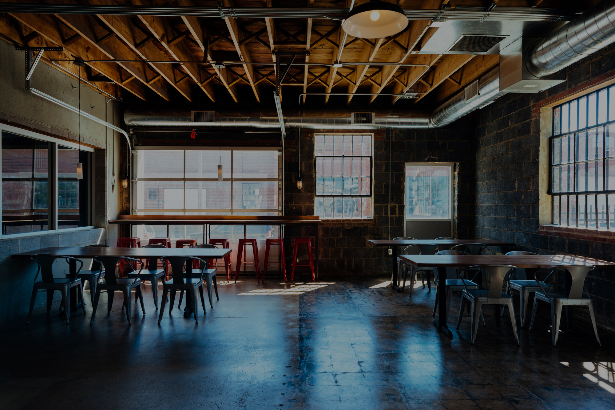 ArdentGarageDoor_CREDIT_DANIEL_WARSHAW_WEB-1.jpg