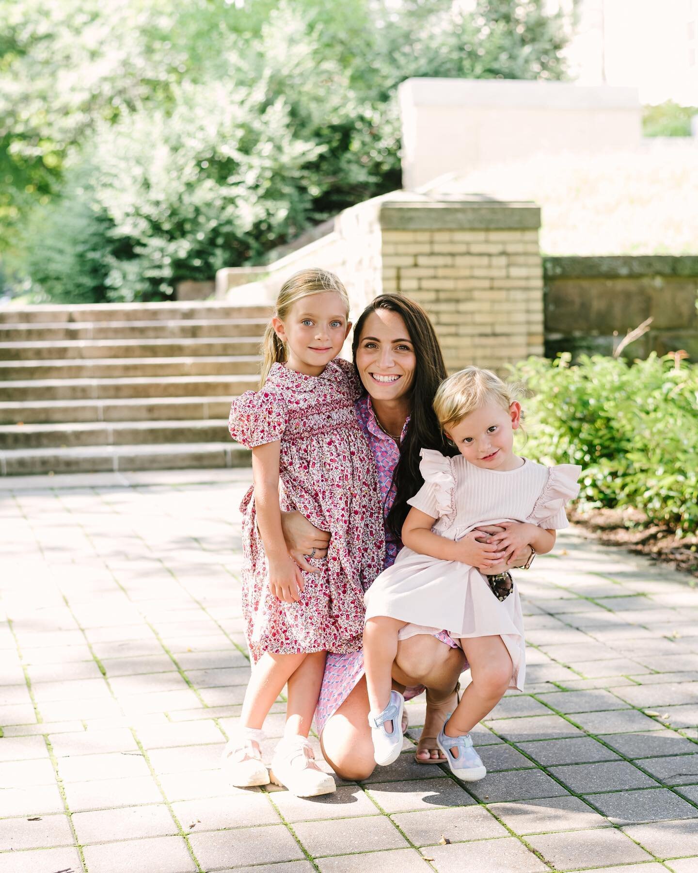 Introduction Tuesday! 
⠀⠀⠀⠀⠀⠀⠀⠀⠀
I&rsquo;m Nicole, the face behind the lens! 
And these two are my pride and joy - Elliana and Avery 🤍
⠀⠀⠀⠀⠀⠀⠀⠀⠀
Which is why when we did a little &lsquo;back to school&rsquo; shoot yesterday I willed myself into a ph