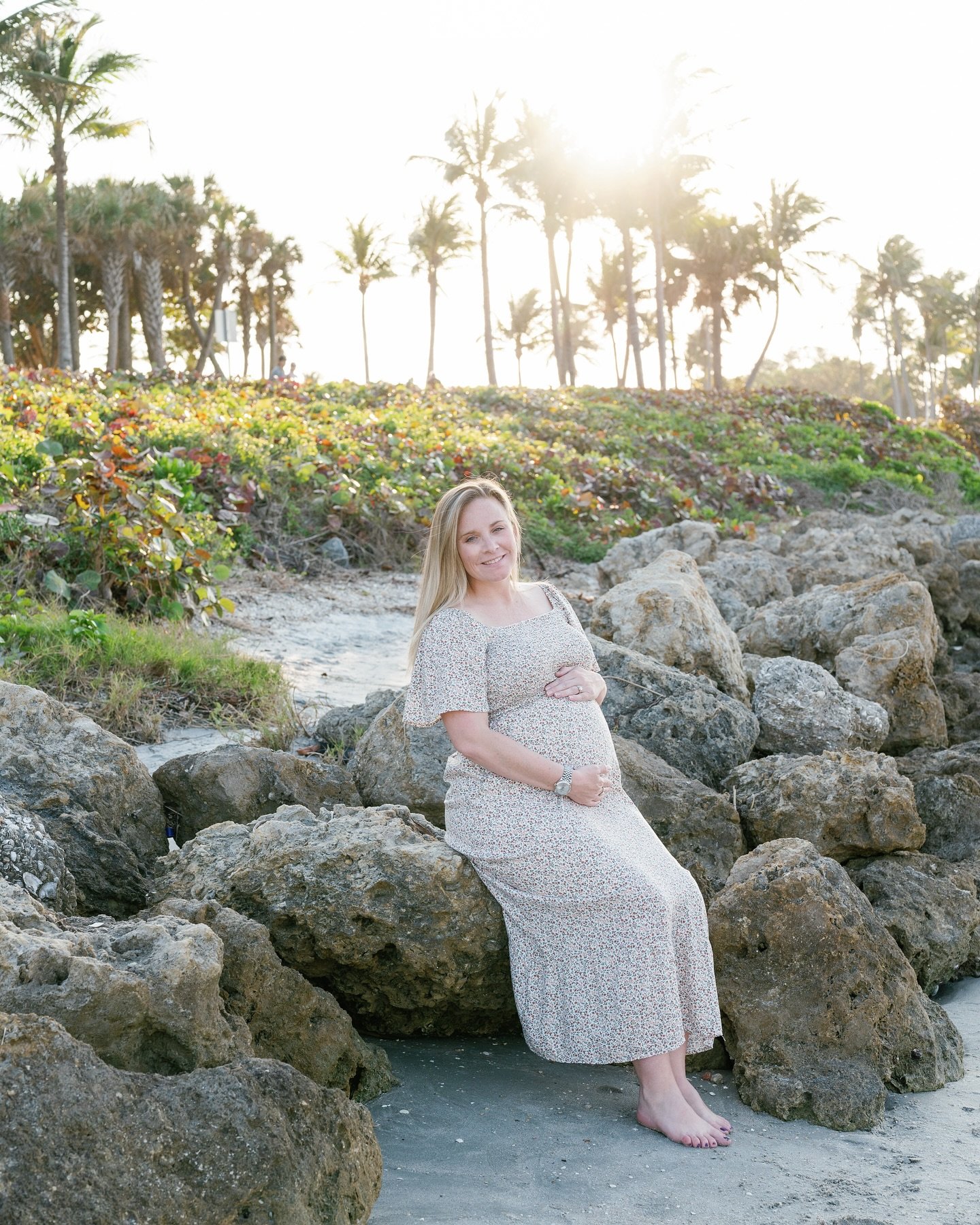 Embrace the glow of motherhood &ndash; don&rsquo;t skip maternity sessions. Every moment of feeling beautiful during pregnancy is a memory worth cherishing. Whether it&rsquo;s your first, second, third &hellip; each season that brings new life deserv