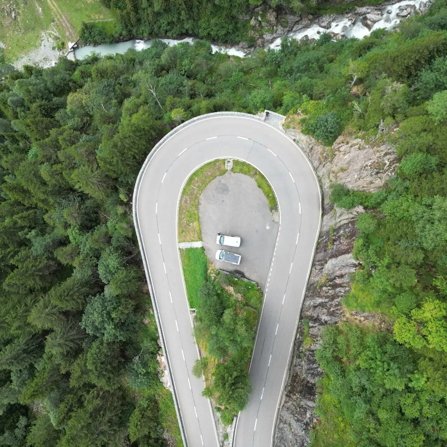 Driving through Switzerland on our two week road trip. Lots to see, and not enough time.

@project_campervanse #dji #drone #road #switzerland #photography #fotograf #roadtrip #moodygrams #mood