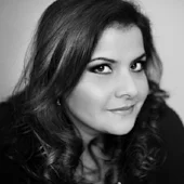 Nina-Wadia.jpg