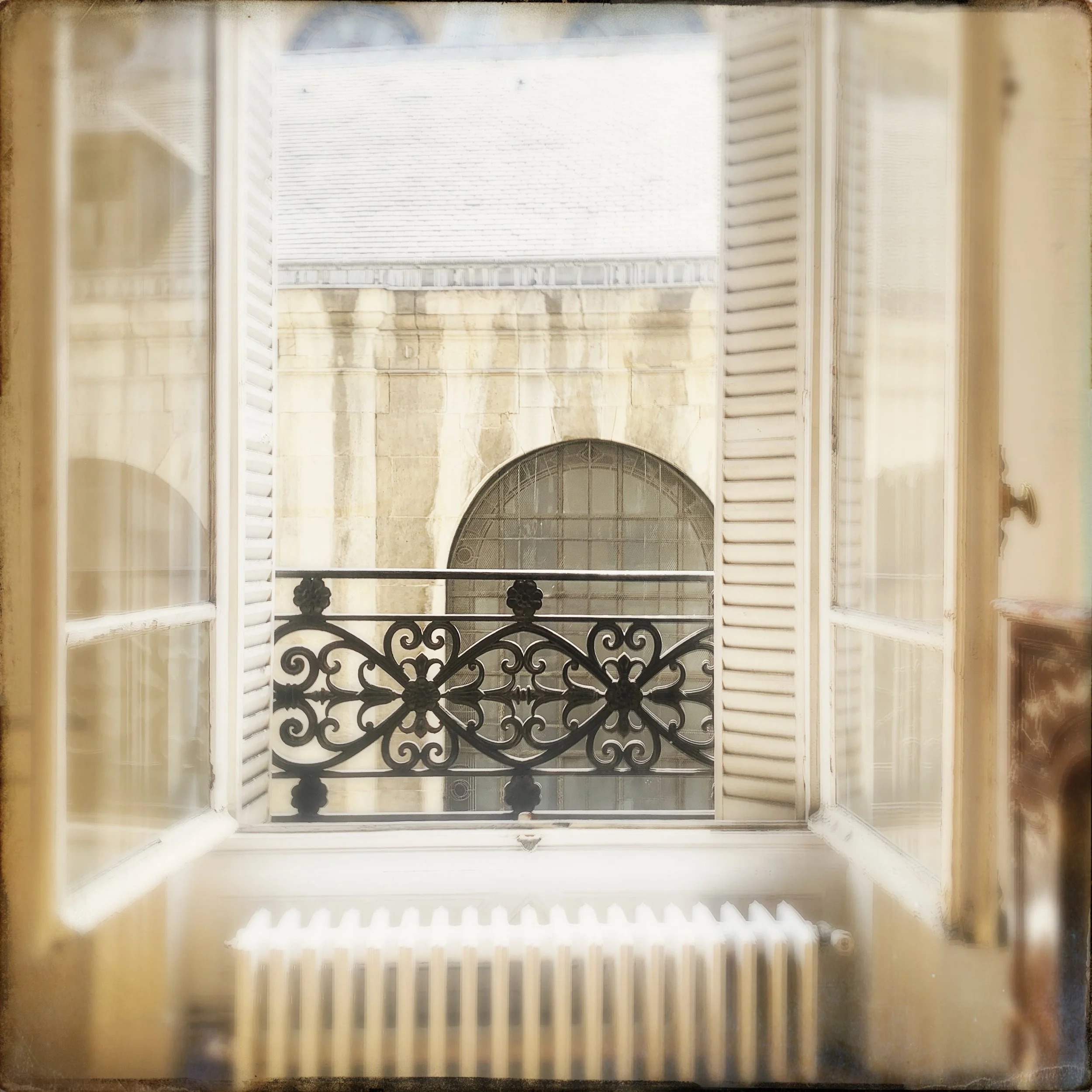 HipstamaticPhoto-677325444.720145.JPG