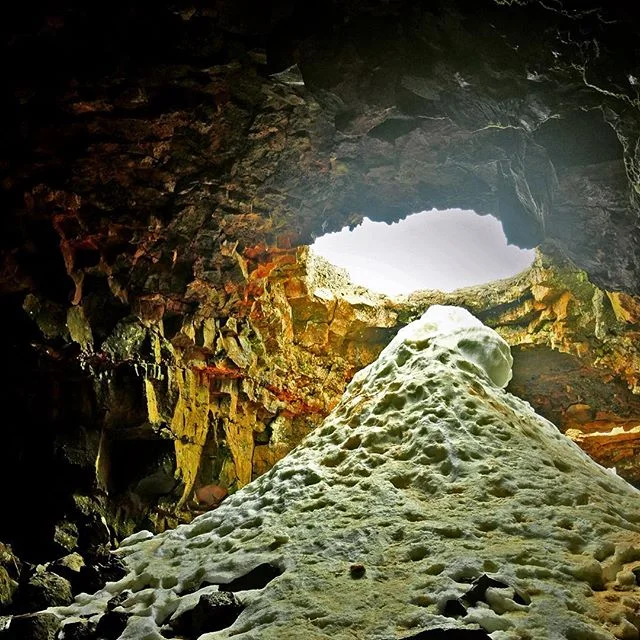 Missing the days of springtime spelunking. #Iceland