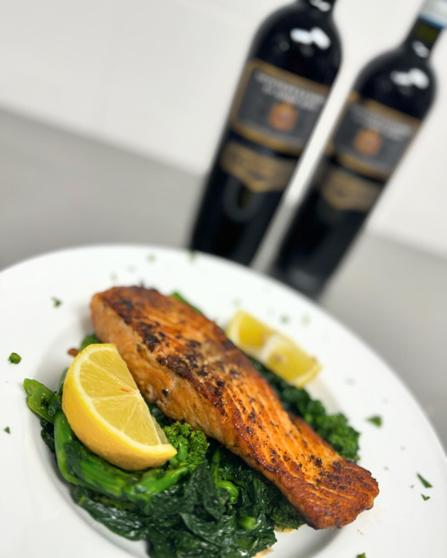 GRILLED SALMON OVER BROCCOLI RABE 🥳🥳🥳 Picture doesn&rsquo;t do justice! Stop by now 📍 84 Veronica Avenue Somerset NJ 08873 🔥🔥🔥