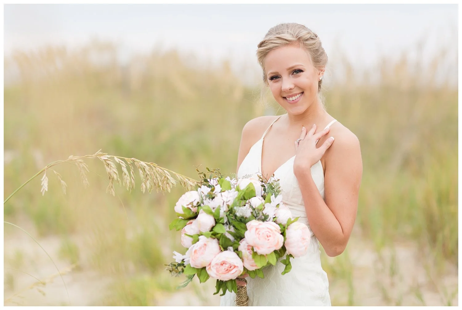 elovephotos+back+bay+soft+and+romantic+beach+bridal+session_0839.jpg